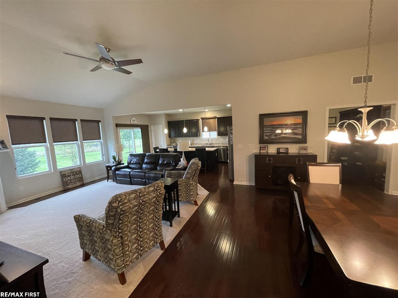 48295 Silver Lake Road Macomb, MI 48042 - Photo 16 of 41