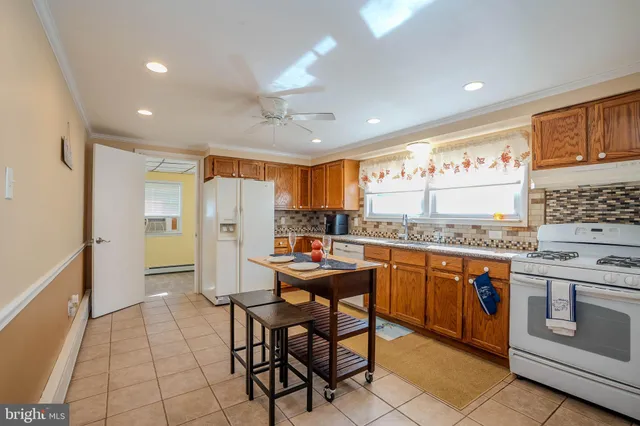 $3,500 | 135 Keswick Avenue, Ewing, NJ 08638