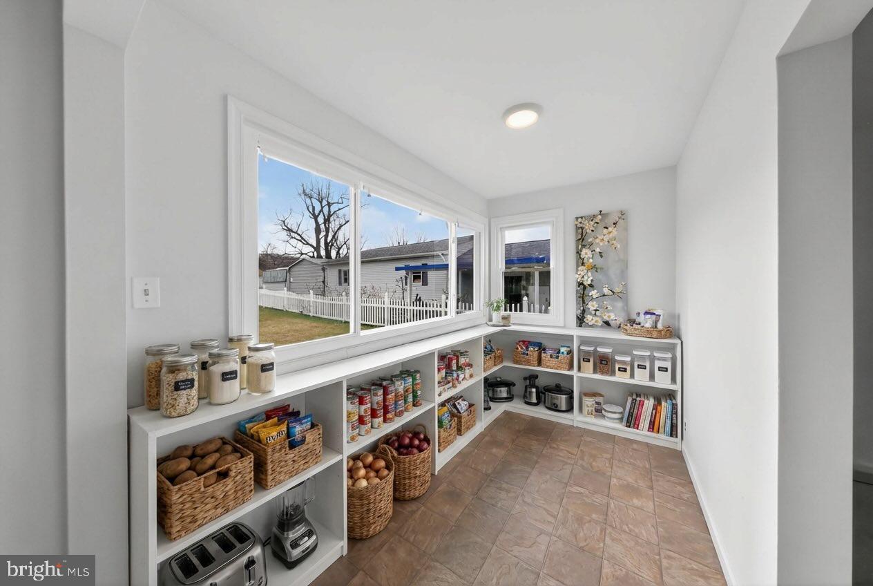 68 Saxton Road Dover, DE 19901 - Photo 12 of 24 a view of an empty room with window