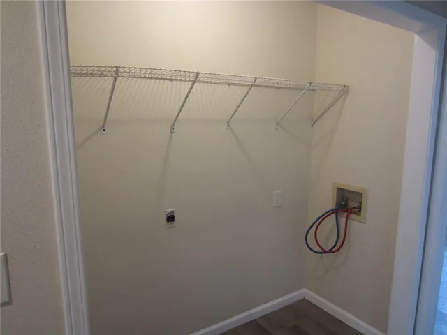 $1,800 | 4036 Oak Glenn Drive, Duluth, GA 30096