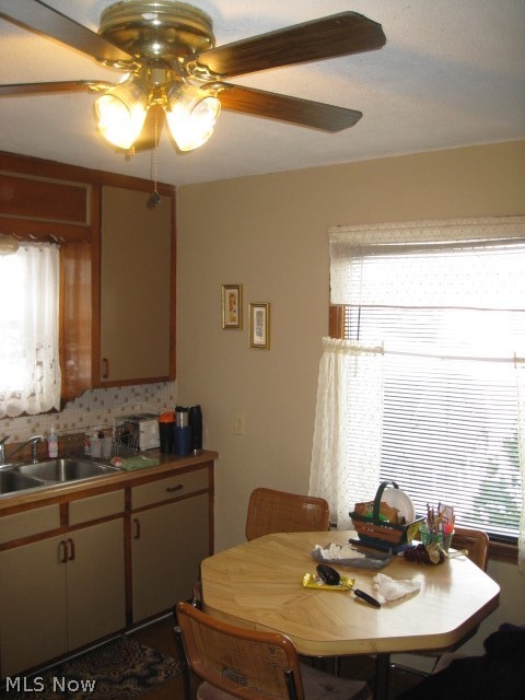 6111 Biddulph Road Brooklyn, OH 44144 - Photo 2 of 19