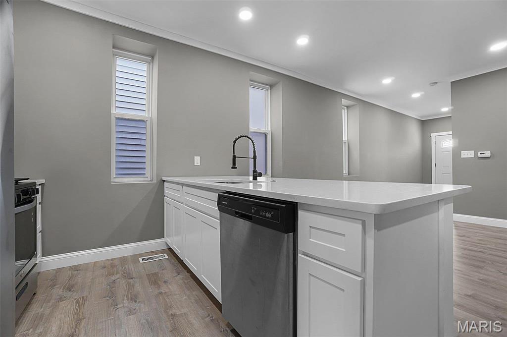 4237 Chippewa Street St. Louis, MO 63116 - Photo 3 of 16