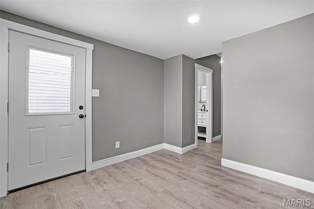 4237 Chippewa Street St. Louis, MO 63116 - Photo 10 of 16