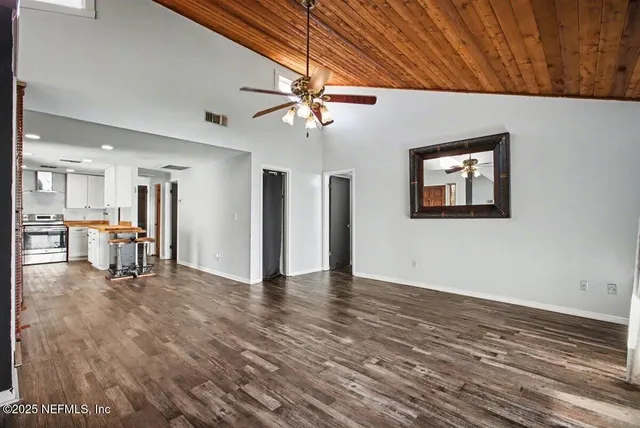 $1,650 | 1569 Arcadia Drive, Jacksonville, FL 32207