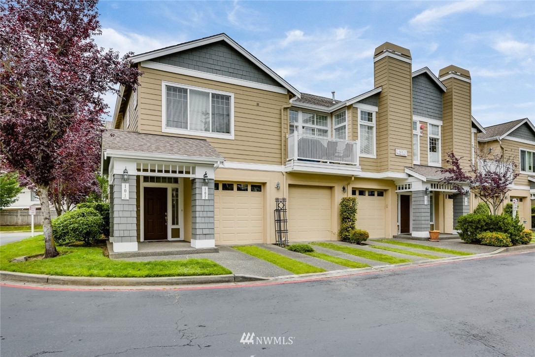 4310 Northeast 5th Court, Unit 102 Renton, WA 98059 - Photo 1 of 20 Gallery Image 1