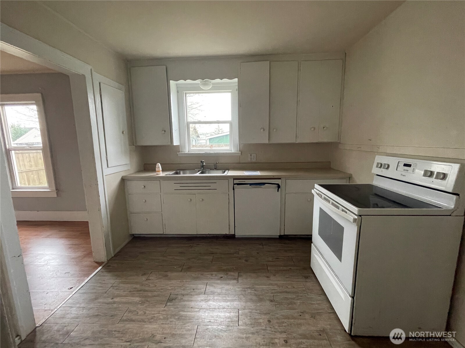 154 Southwest 11th Street Chehalis, WA 98532 - Photo 12 of 29 a view of a kitchen with sink and cabinets