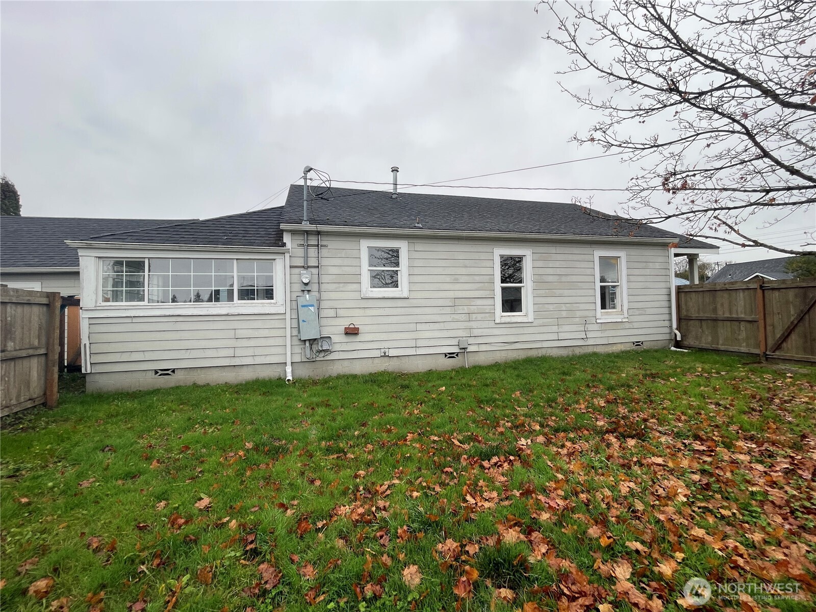 154 Southwest 11th Street Chehalis, WA 98532 - Photo 21 of 29 a view of a house with a backyard