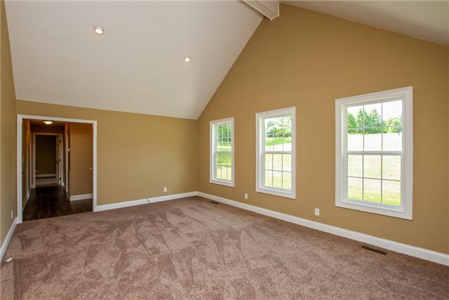 1750 Jim Kim Road Cunningham, TN 37052 - Photo 3 of 20 View of the Living Room