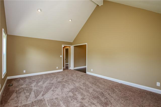 1750 Jim Kim Road Cunningham, TN 37052 - Photo 5 of 20 Living Room