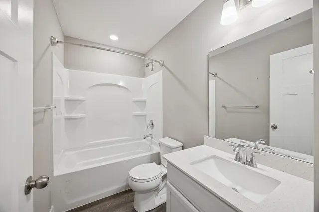 $479,900 | 1336 Chestnut Circle, Carver, MN 55315