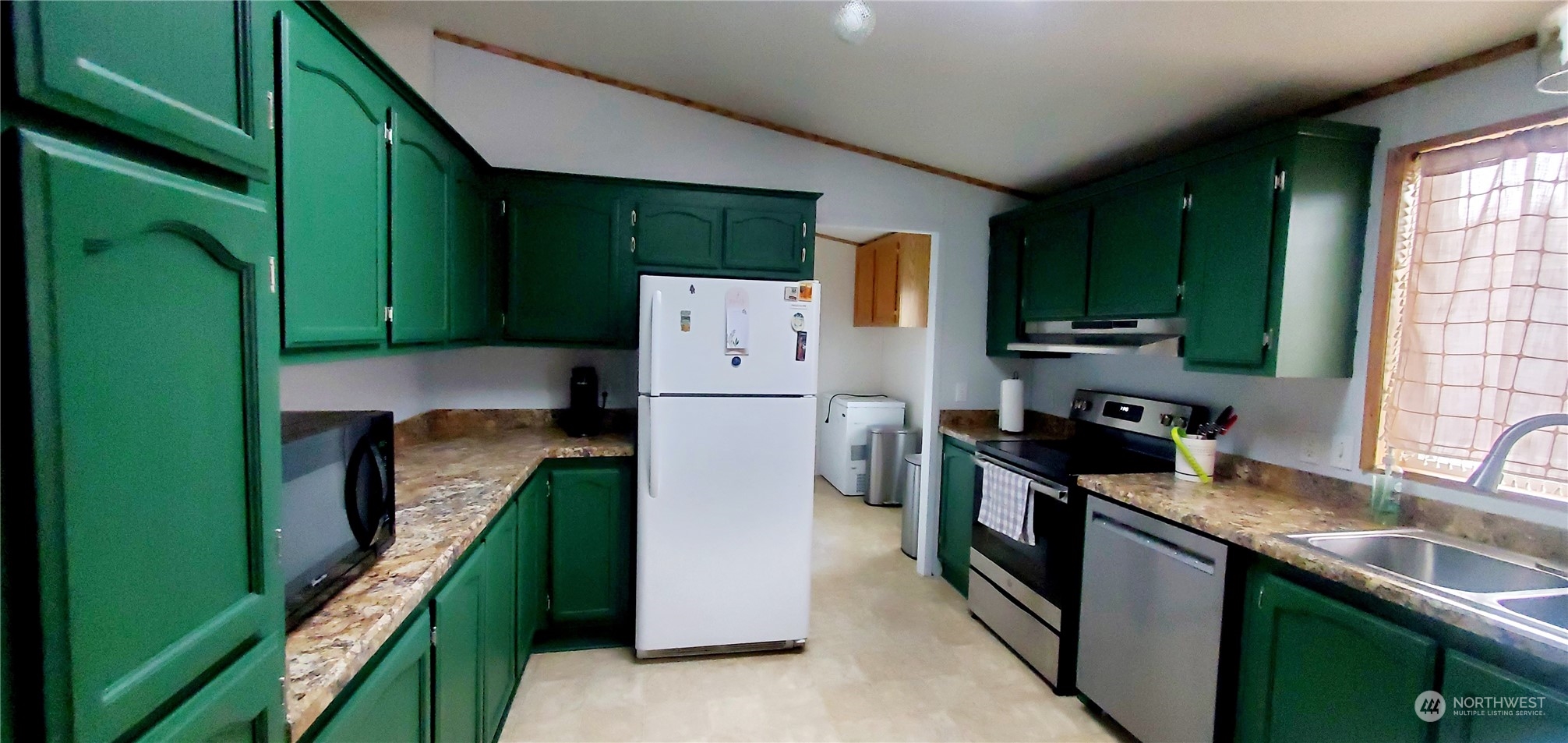 109 Halliday Road, Unit 33 Centralia, WA 98531 - Photo 6 of 16 Gallery Image 6