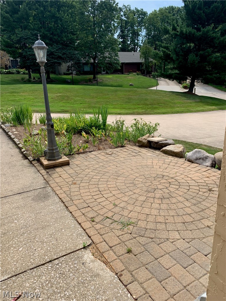 3346 South Smith Road Fairlawn, OH 44333 - Photo 3 of 28
