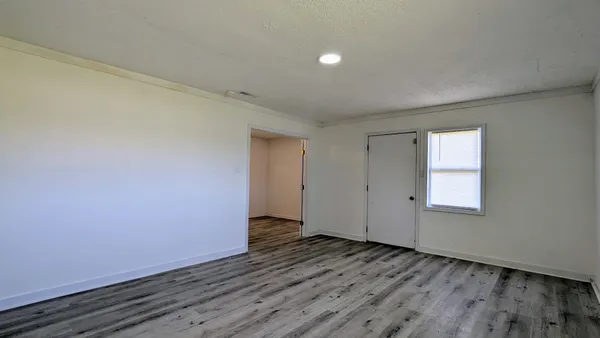 $169,999 | 804 Fairlawn Drive, Bolivar, TN 38008