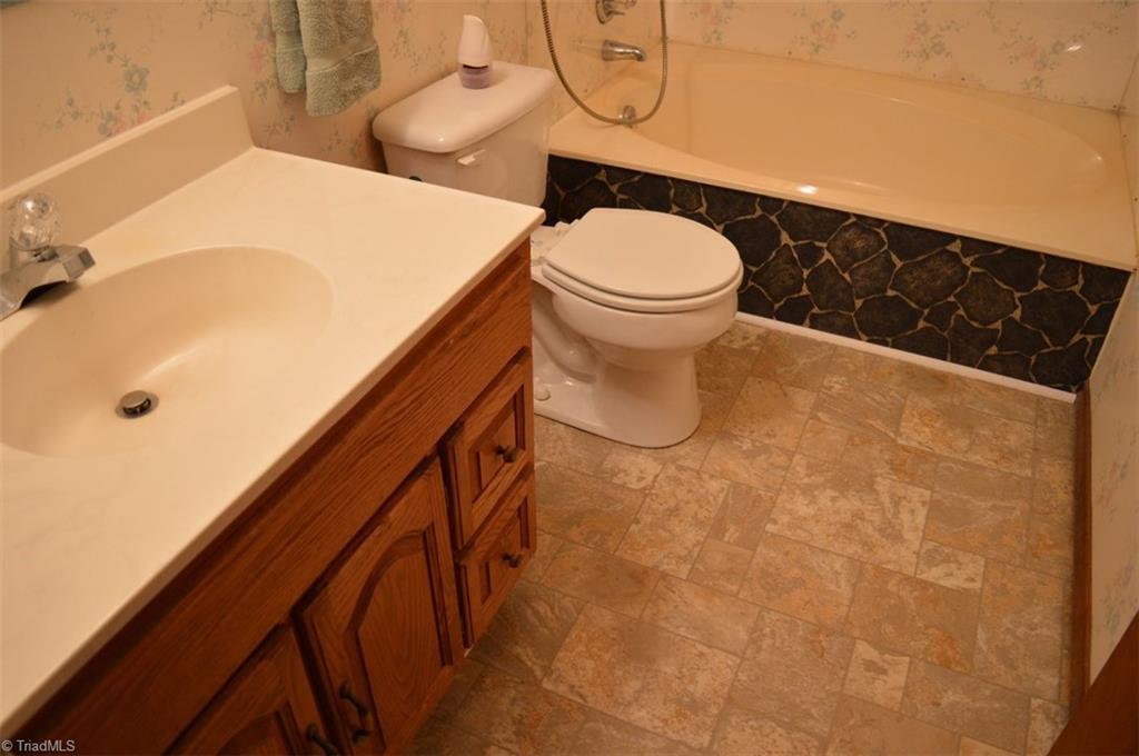 7929 Lester Road Stokesdale, NC 27357 - Photo 27 of 30 Gallery Image 27