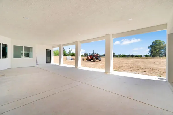 $950,000 | 16699 Road 30 1/2, Madera, CA 93636