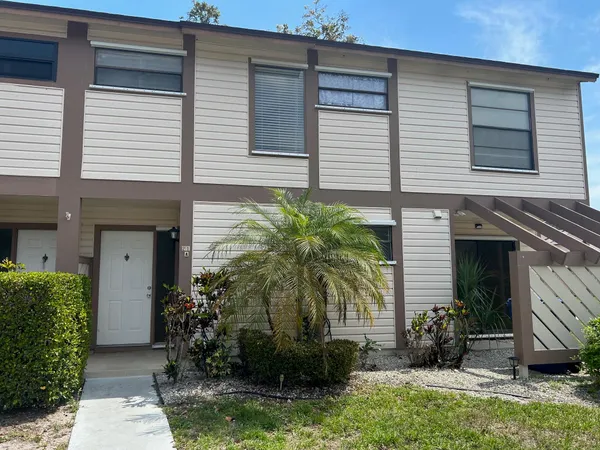 $346,000 | 102 Sherwood Circle, Jupiter, FL 33458