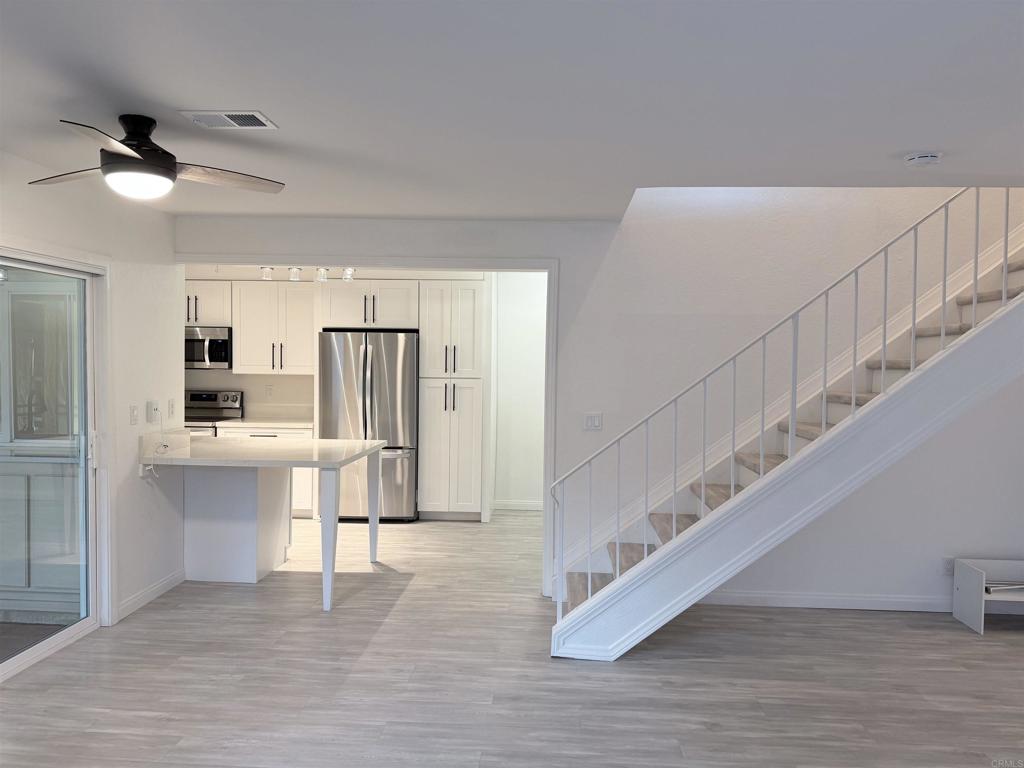 155 Countrywood Lane Encinitas, CA 92024 - Photo 5 of 25