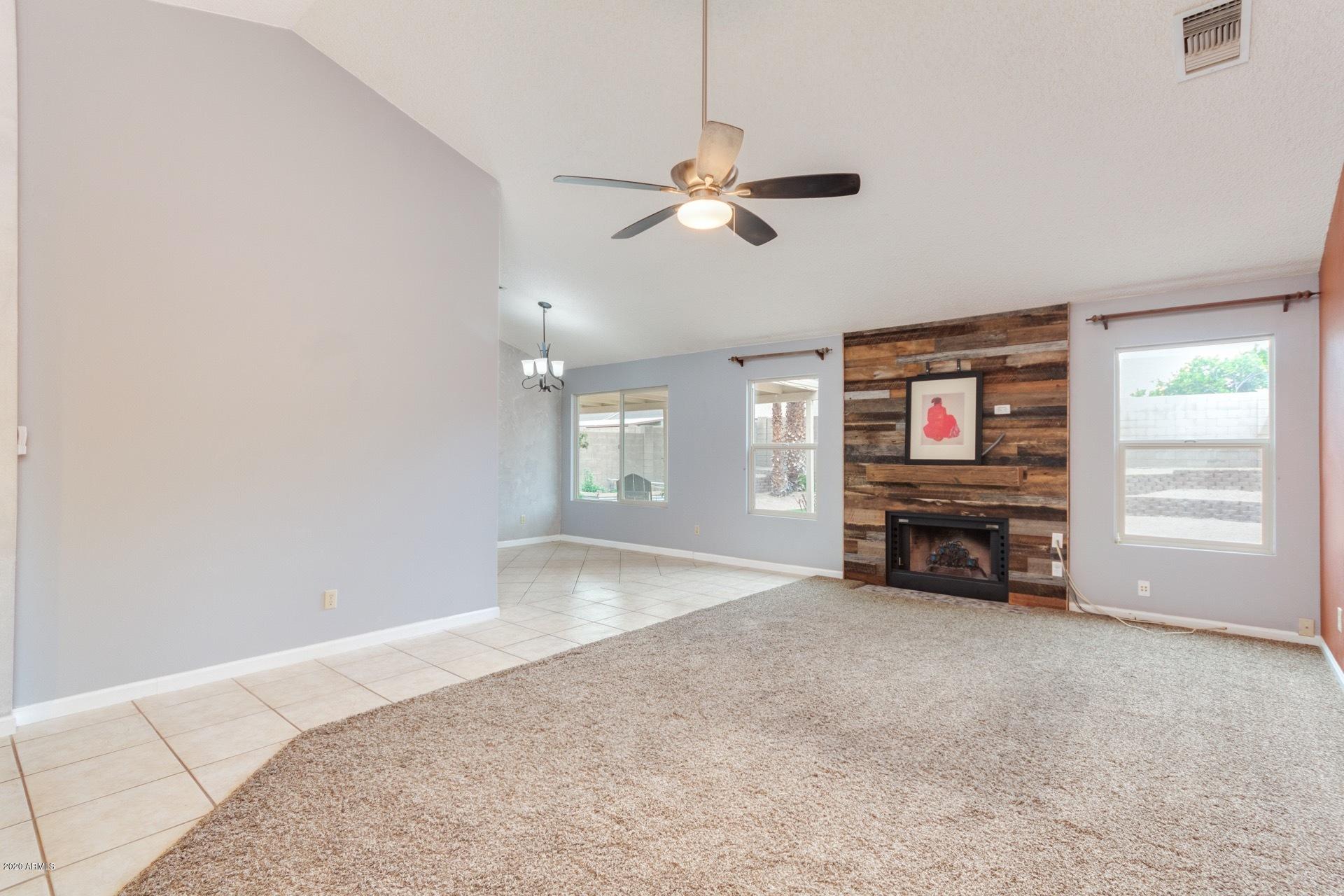 4468 East Pearce Road Phoenix, AZ 85044 - Photo 9 of 32 Living Room