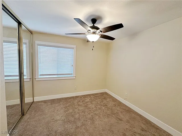 $2,015 | 725 Hitchen Post Drive, Henderson, NV 89011