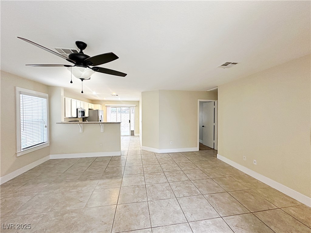 725 Hitchen Post Drive Henderson, NV 89011 - Photo 6 of 33