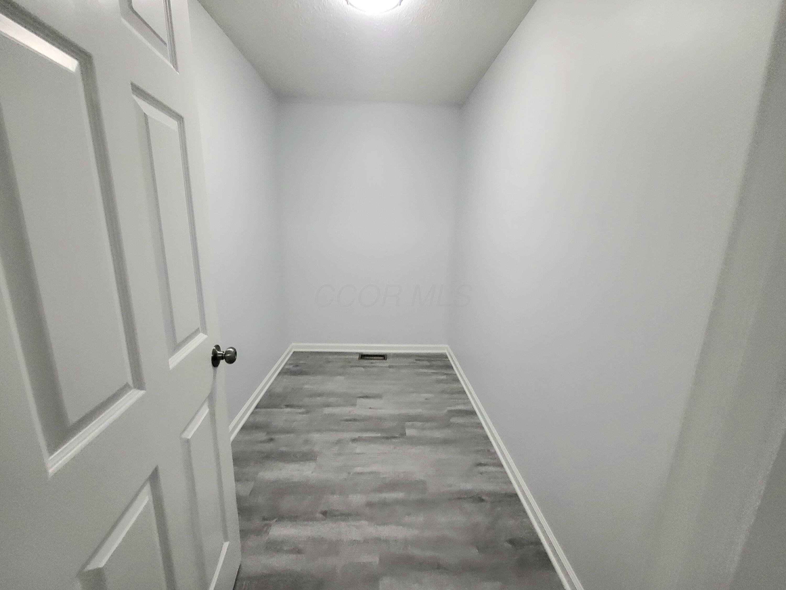 3763 North Section Line Road Radnor, OH 43066 - Photo 13 of 46 20260816_144351