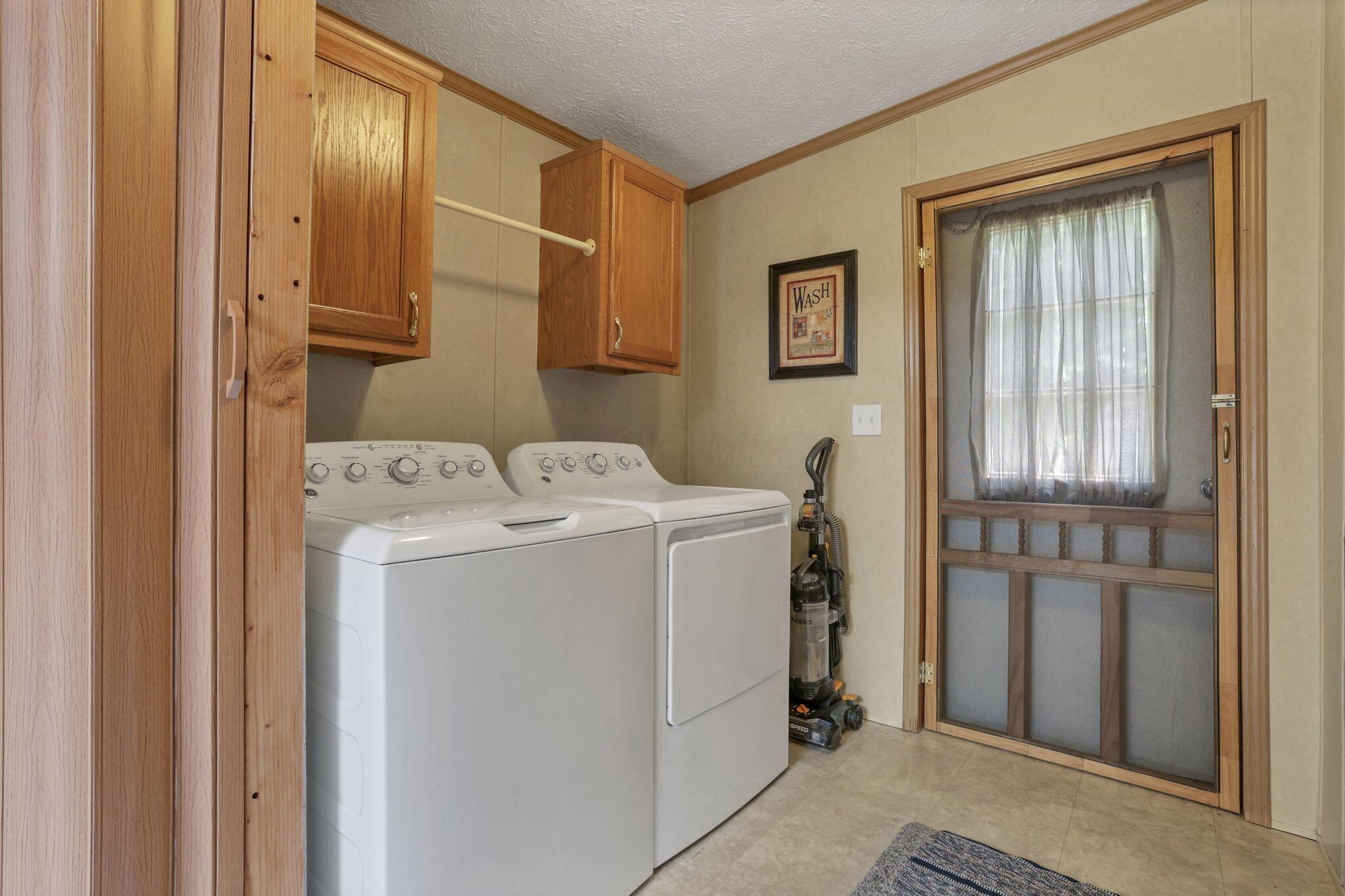 19600 Hampshire Road Utica, OH 43080 - Photo 35 of 70 38-web-or-mls-7W3A7225