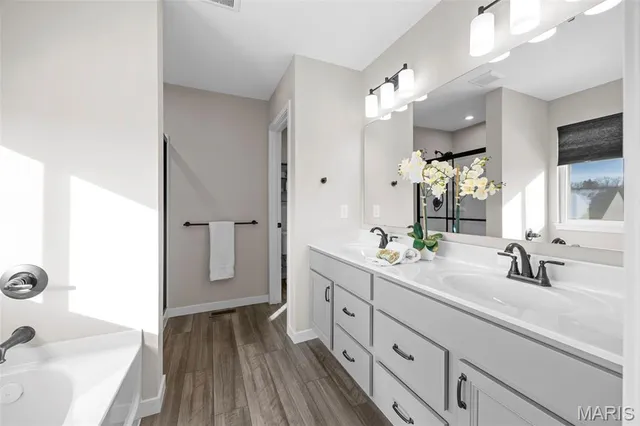 $515,000 | 132 Bell Boulevard, Wentzville, MO 63385