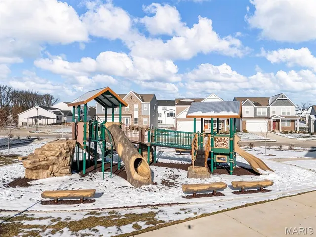 $515,000 | 132 Bell Boulevard, Wentzville, MO 63385