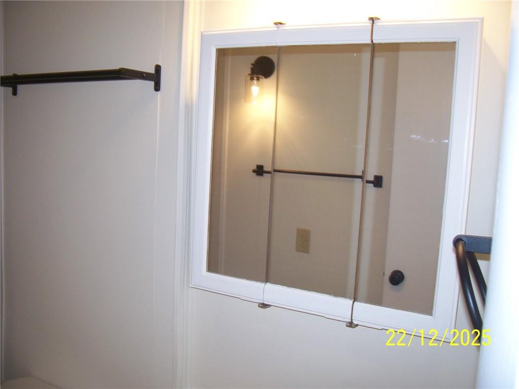 49 East 4th Avenue Latrobe, PA 15650 - Photo 10 of 18