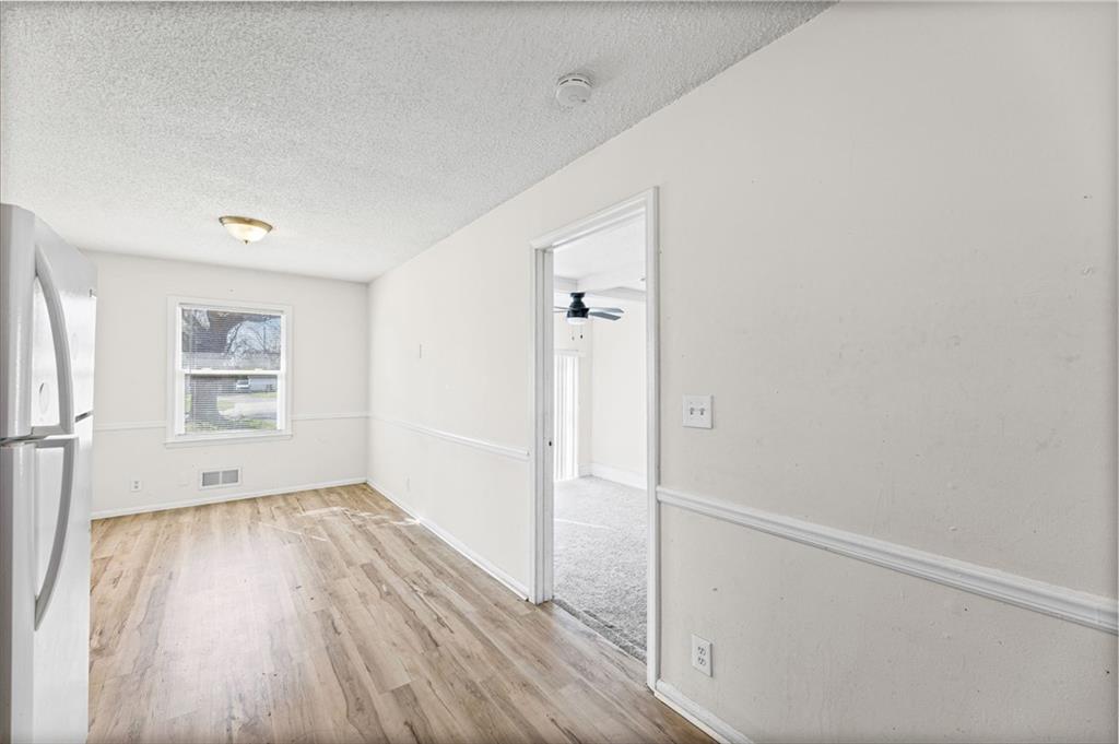 10209 Hillcrest Road Kansas City, MO 64134 - Photo 12 of 38