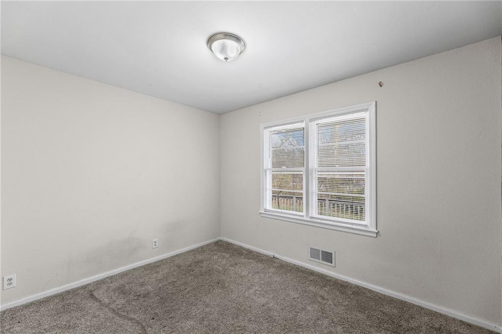 10209 Hillcrest Road Kansas City, MO 64134 - Photo 16 of 38