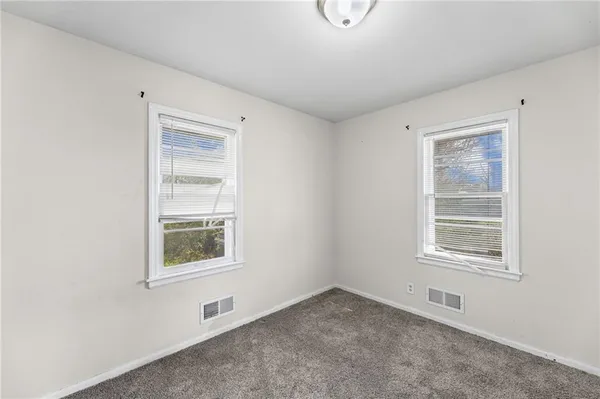 $175,000 | 10209 Hillcrest Road, Kansas City, MO 64134