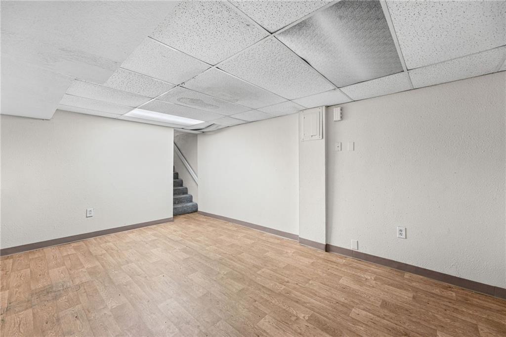 10209 Hillcrest Road Kansas City, MO 64134 - Photo 27 of 38