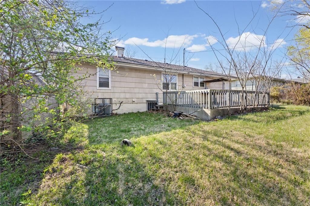 10209 Hillcrest Road Kansas City, MO 64134 - Photo 35 of 38