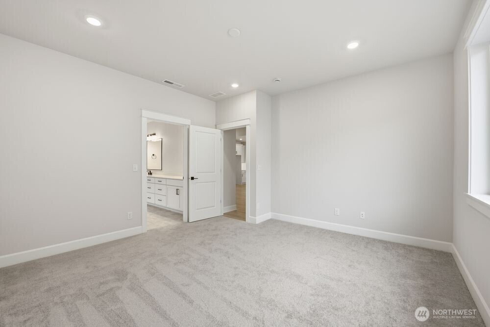 2609 Acer Loop Southeast Lacey, WA 98513 - Photo 11 of 28