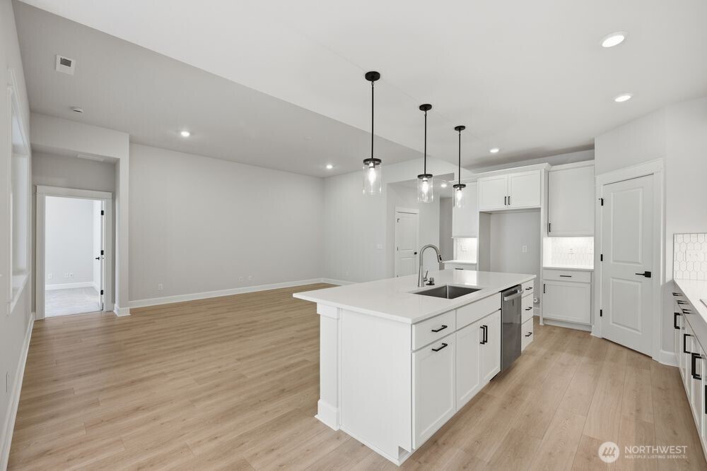 2609 Acer Loop Southeast Lacey, WA 98513 - Photo 4 of 28