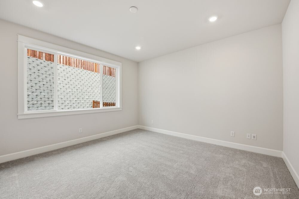 2609 Acer Loop Southeast Lacey, WA 98513 - Photo 10 of 28 an empty room with a window