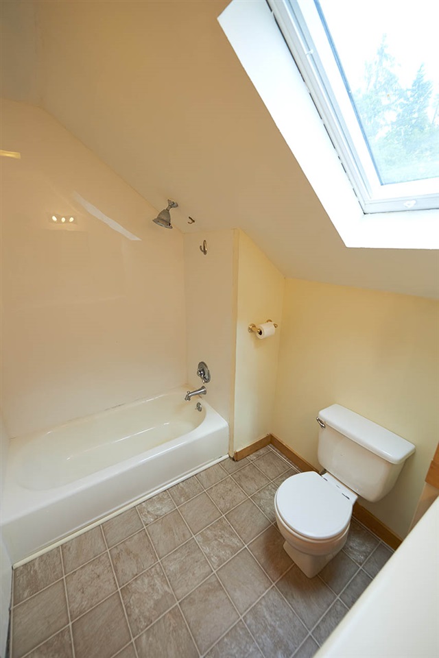 20 2nd Street Rochester, NH 03867 - Photo 19 of 32
