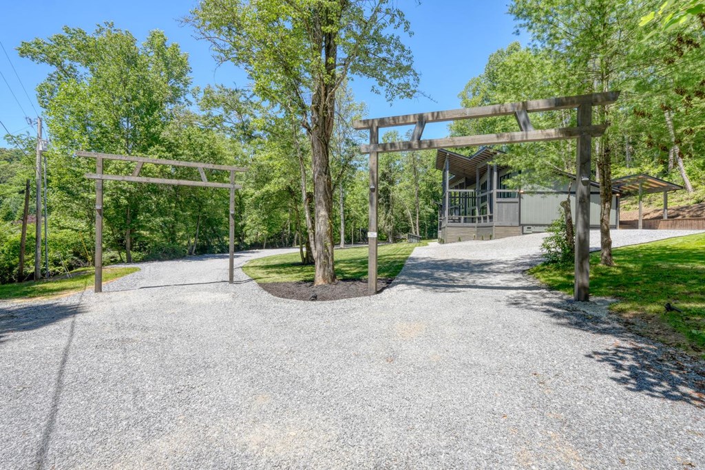 500 Williamstown Road Mineral Bluff, GA 30559 - Photo 60 of 71 Entry to Both Houses