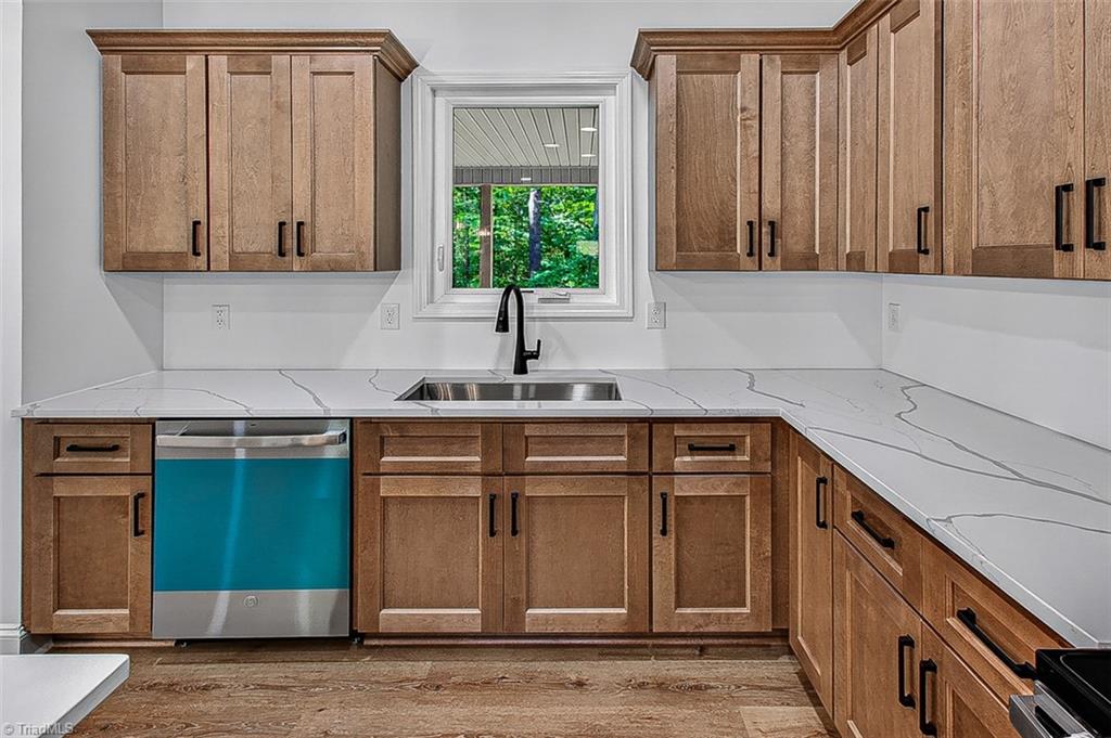 5079 Gardengate Road Asheboro, NC 27205 - Photo 13 of 26