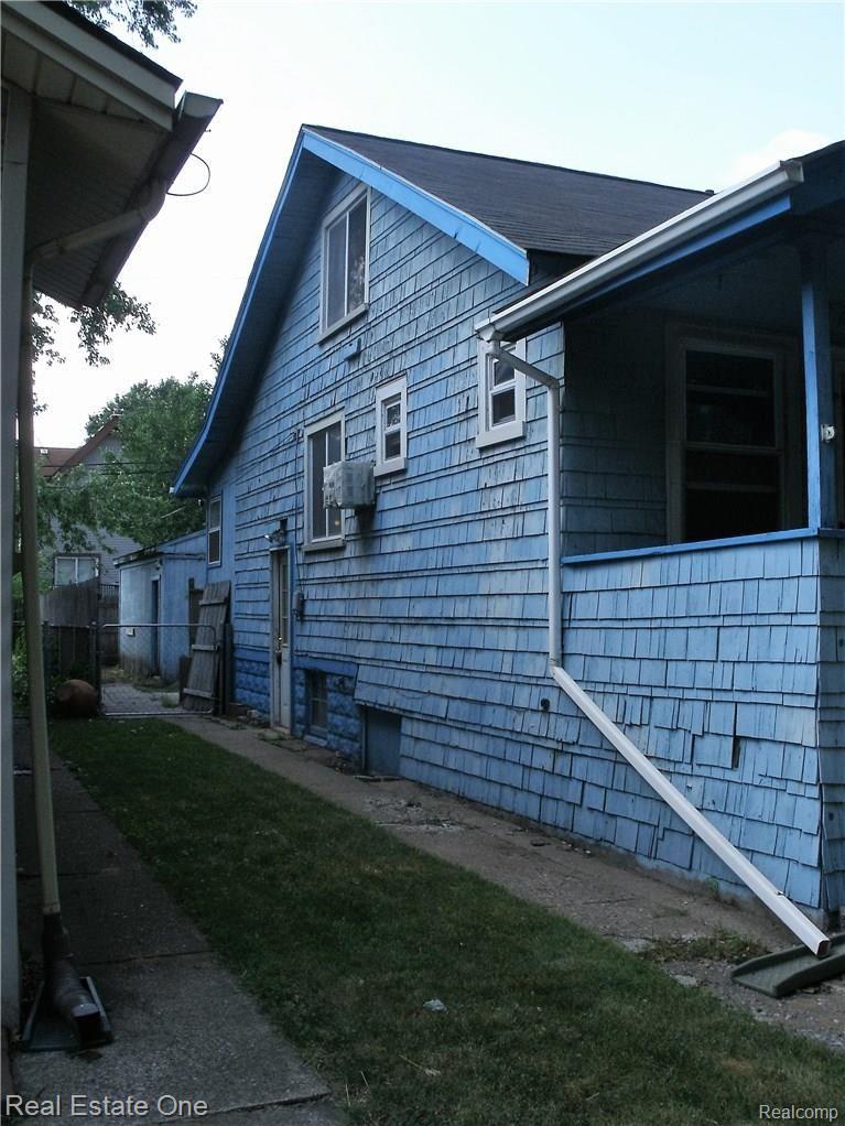 196 Summit Street River Rouge, MI 48218 - Photo 48 of 59 GEDC0219.JPG