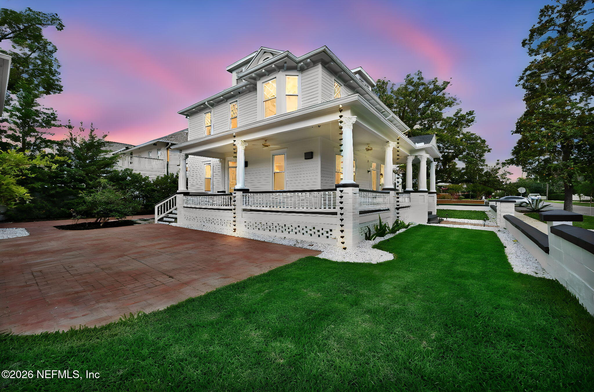 3002 Riverside Avenue Jacksonville, FL 32205 - Photo 6 of 63 121-web-or-mls-day to dusk 2