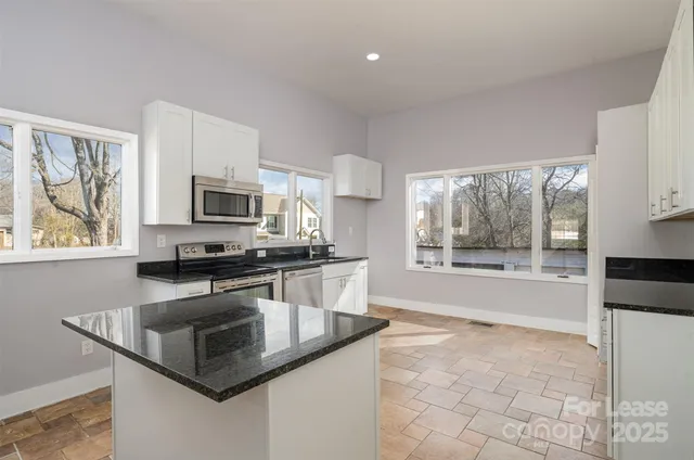 $2,000 | 1201 South Lafayette Street, Shelby, NC 28152