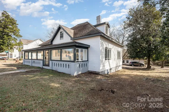 $2,000 | 1201 South Lafayette Street, Shelby, NC 28152