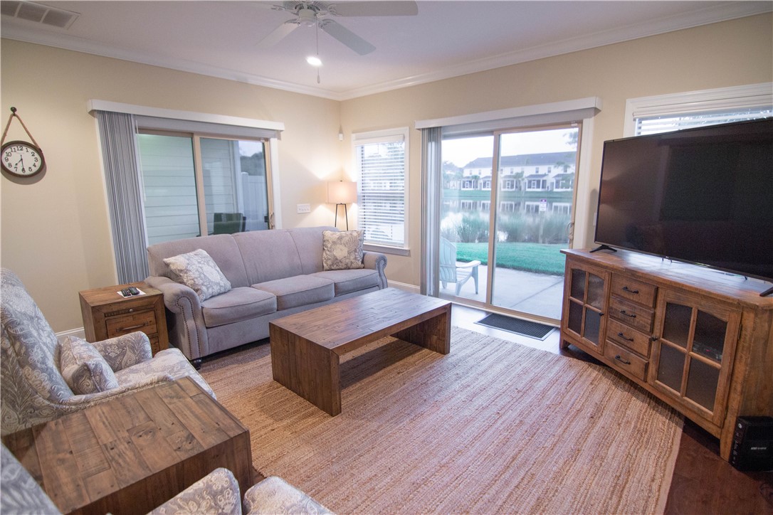 702 Mariners Circle St. Simons Island, GA 31522 - Photo 10 of 41