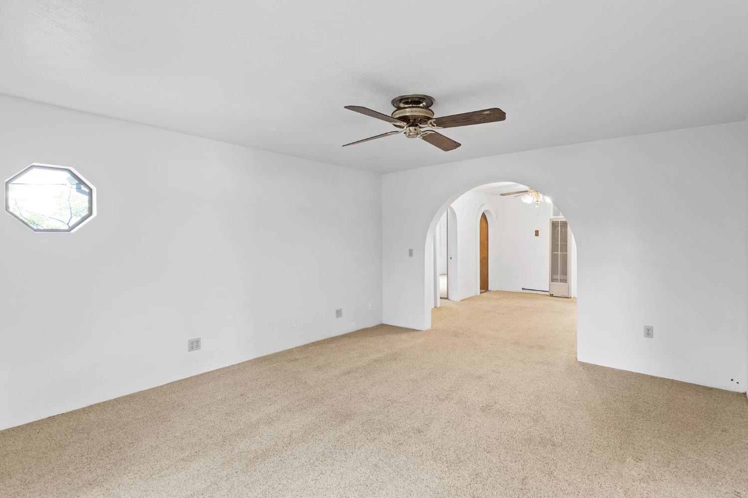 225 Flood Road Auburn, CA 95603 - Photo 11 of 30 a view of a big room with carpet