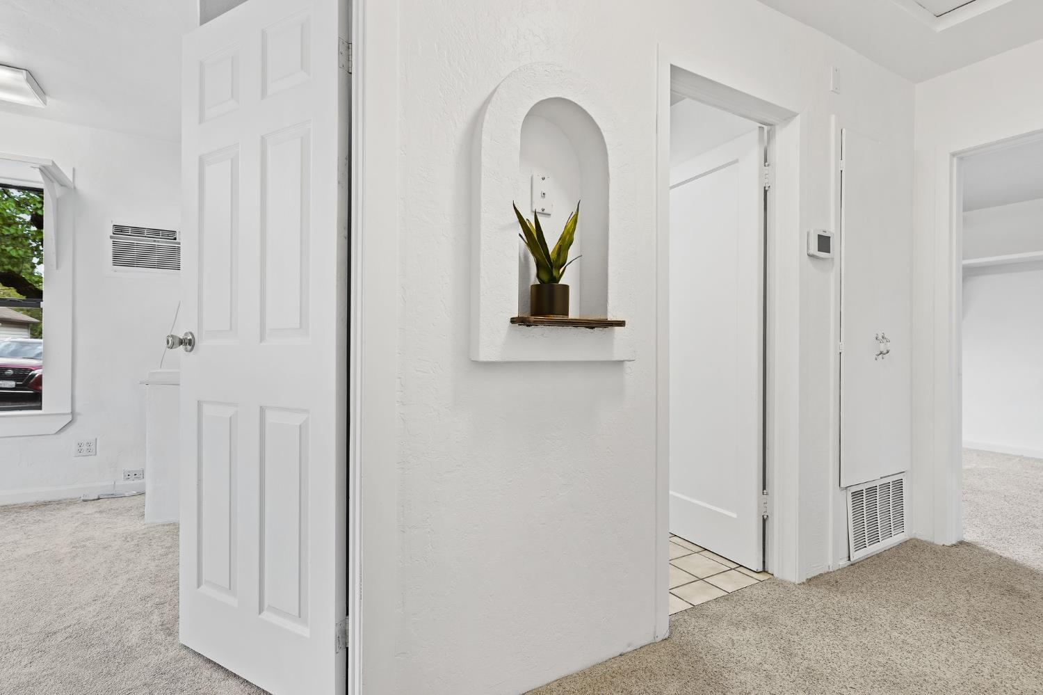 225 Flood Road Auburn, CA 95603 - Photo 15 of 30 a view of a livingroom with wooden floor and entryway