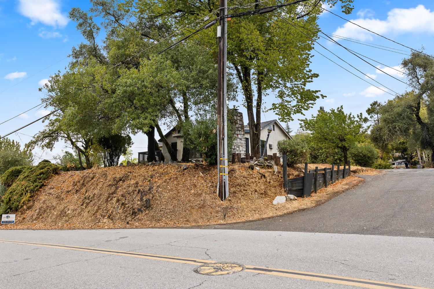 225 Flood Road Auburn, CA 95603 - Photo 30 of 30 a view of a park with large trees