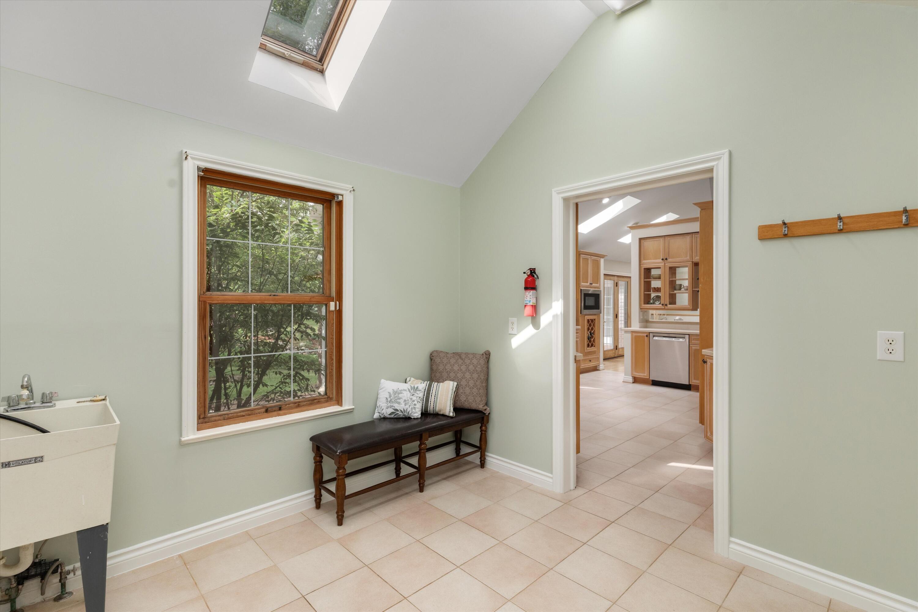 525 Judd Road Saline, MI 48176 - Photo 19 of 68 17-525 Judd Rd 0016