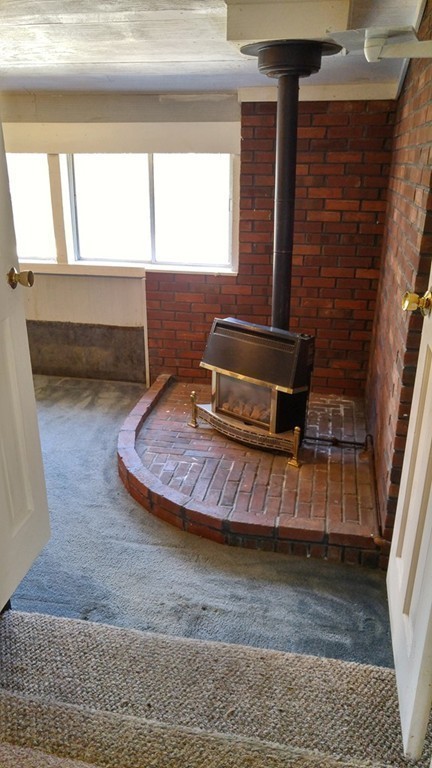 10 Myrtle Street Clinton, MA 01510 - Photo 13 of 24 Gallery Image 13